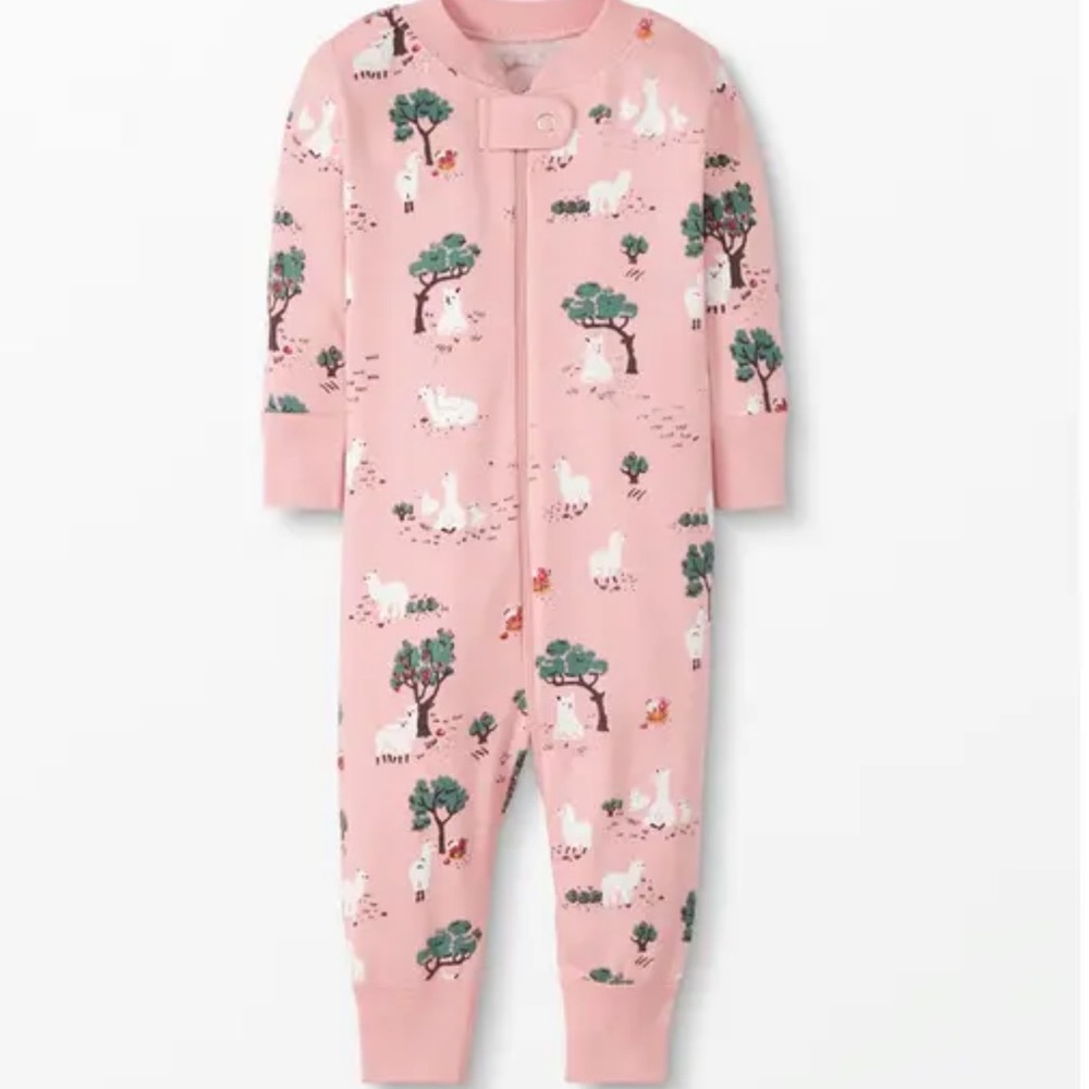 Hanna Andersson Snug Fit Llama Pajamas in Muted Pink